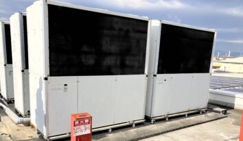 枚方市パチンコ店様にてヤンマー製GHPエアコン室外機13台、室内機62台の更新工事。